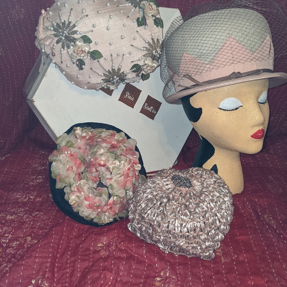 Vintage Hats in Hatbox